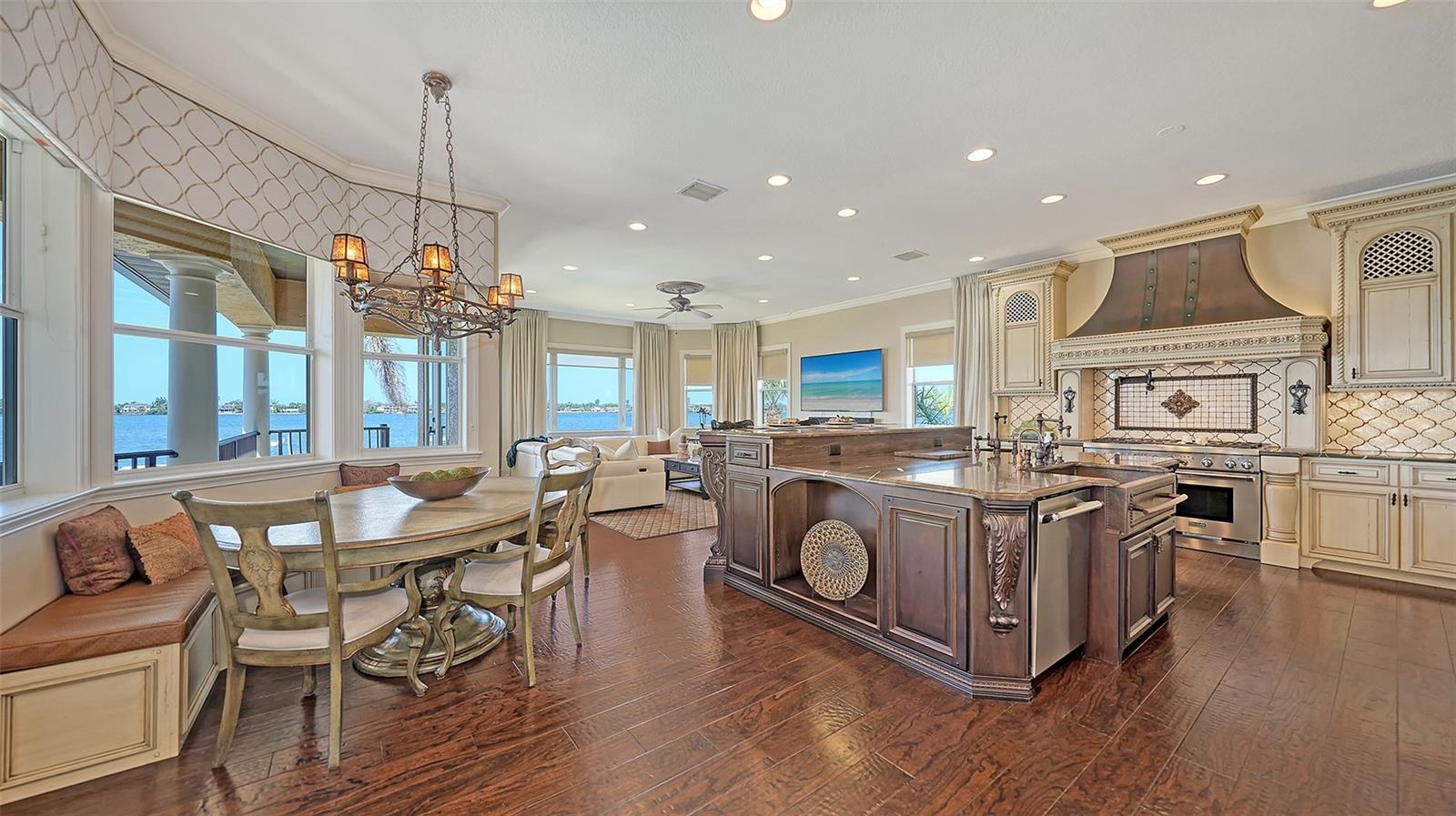 BUCCANEER BAY - Residential