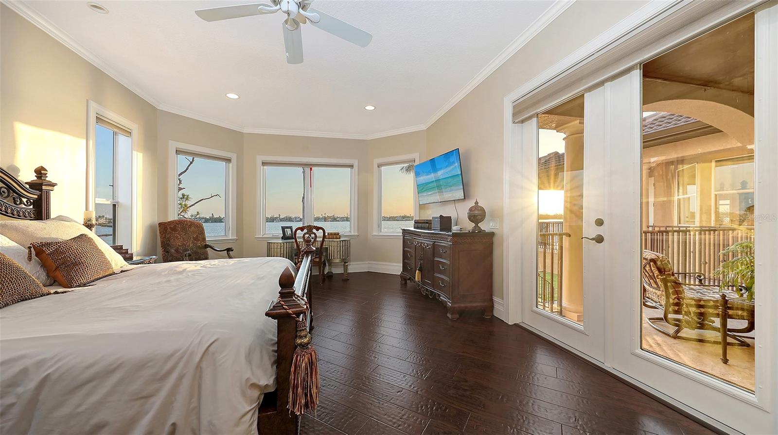 BUCCANEER BAY - Residential