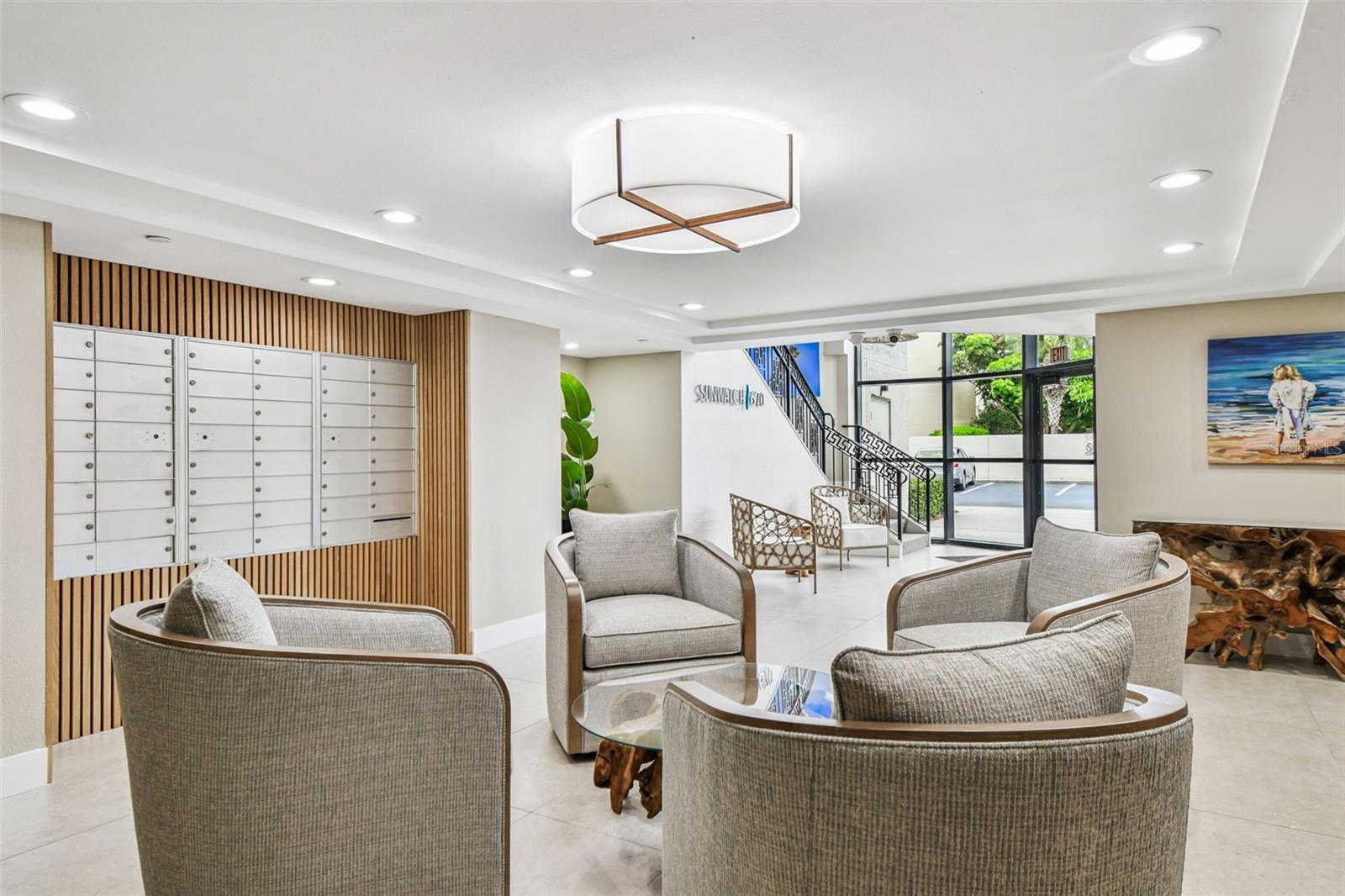 SUNWATCH ON ISLAND - Residential