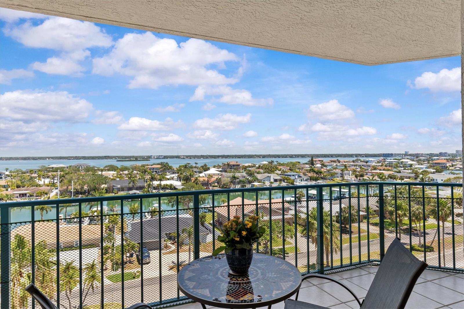 SUNWATCH ON ISLAND - Residential