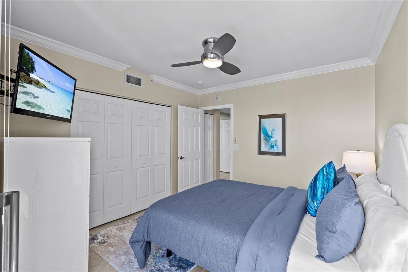 SUNWATCH ON ISLAND - Residential