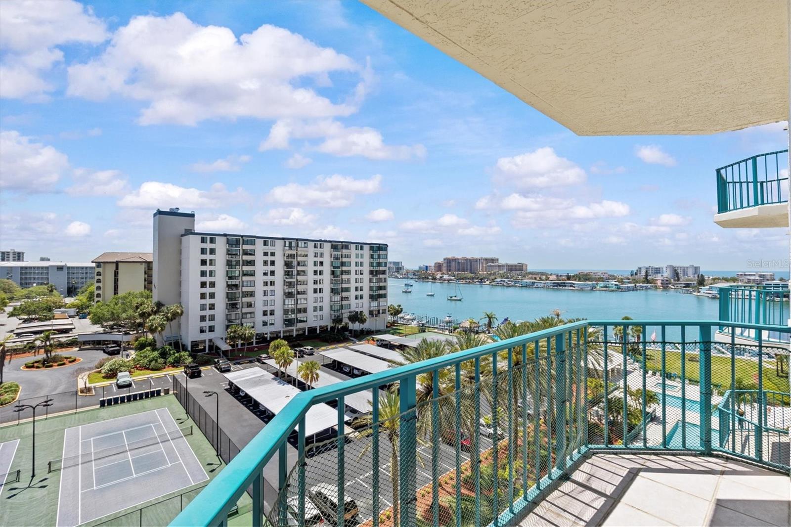 SUNWATCH ON ISLAND - Residential