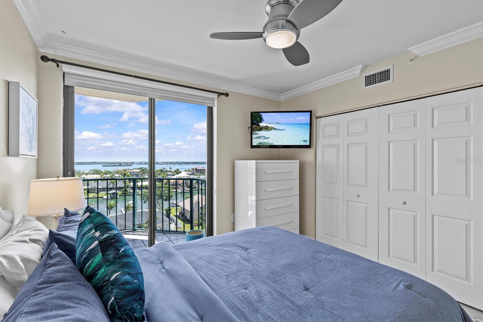 SUNWATCH ON ISLAND - Residential