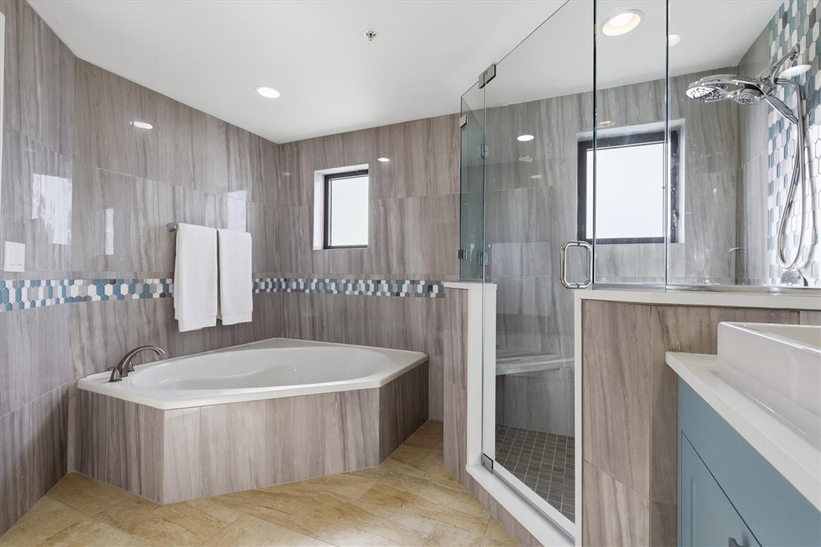 SUNWATCH ON ISLAND - Residential