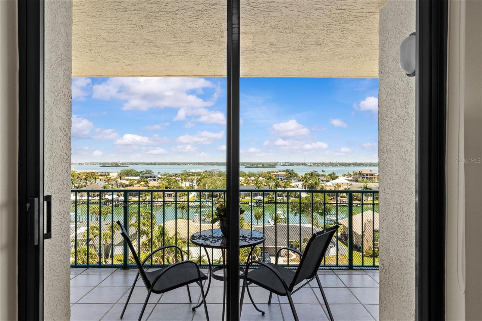 SUNWATCH ON ISLAND - Residential