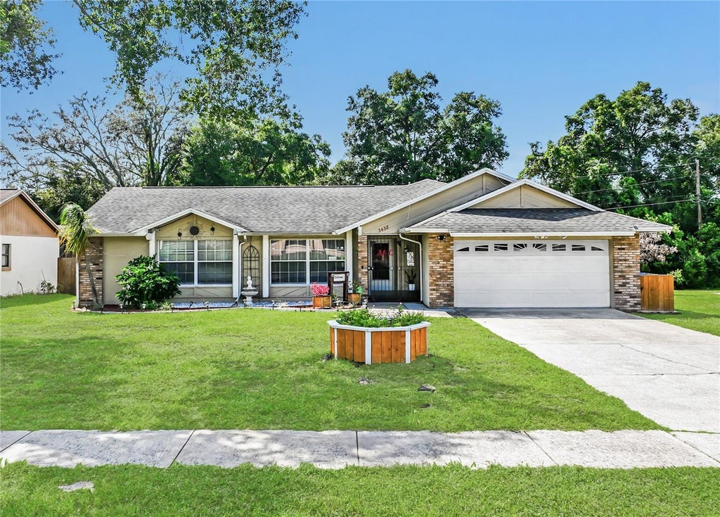 Photo of 3438 Bretwood Drive, Orlando, FL 32808 (MLS # OM732443)