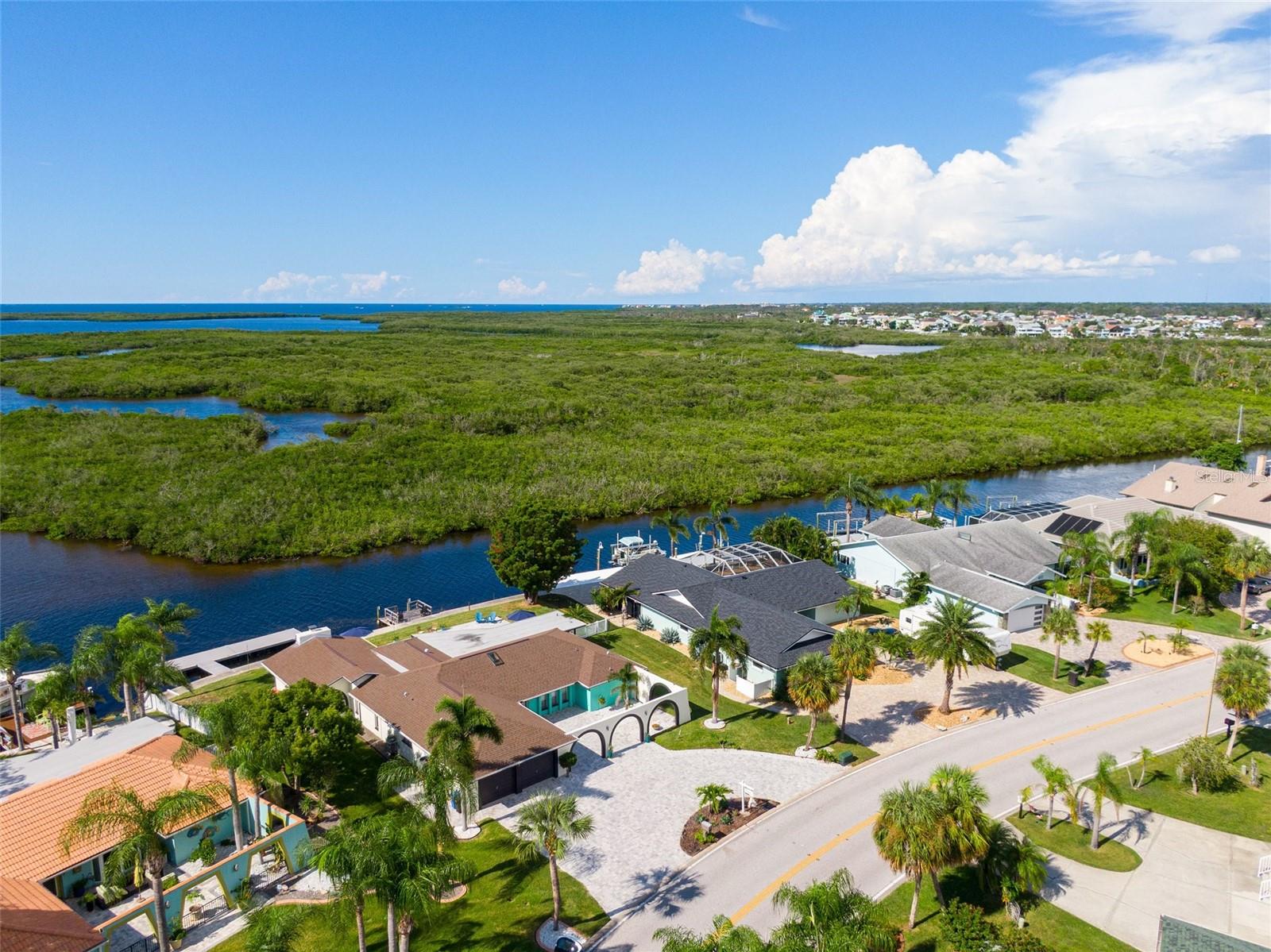 GULF HARBORS WOODLANDS - Residential