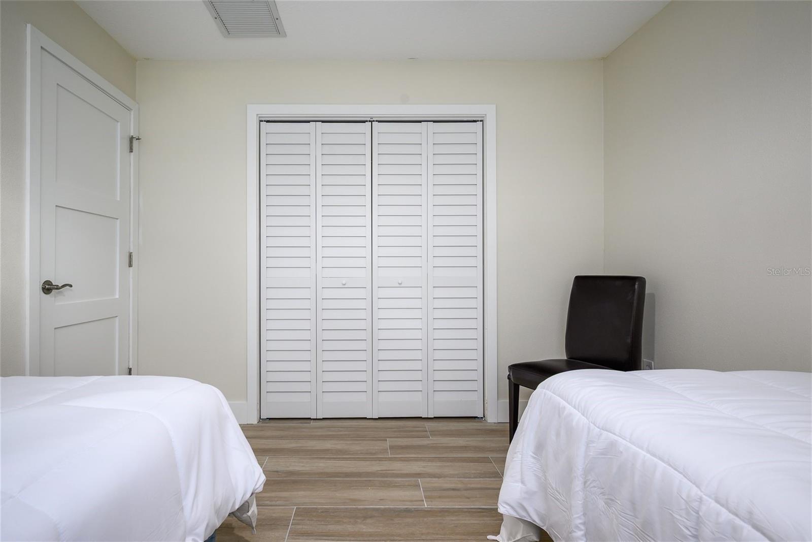 GULF HARBORS WOODLANDS - Residential