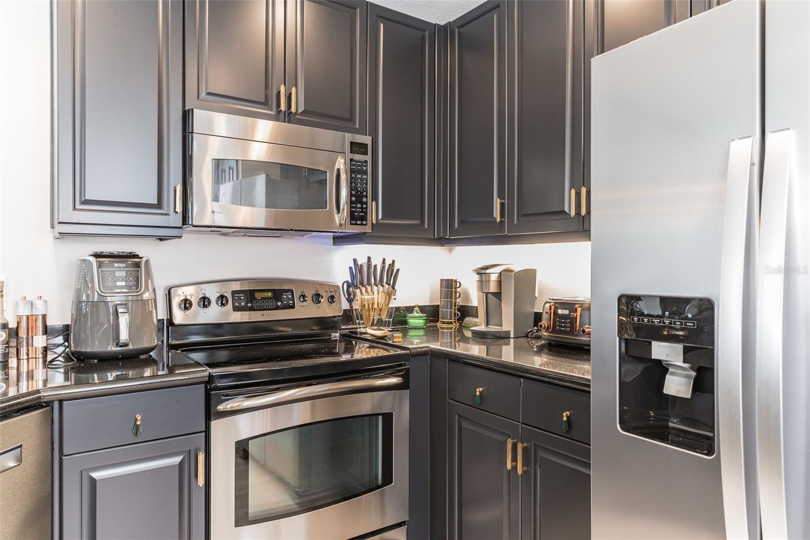 7503 MOURNING DOVE CIRCLE 101