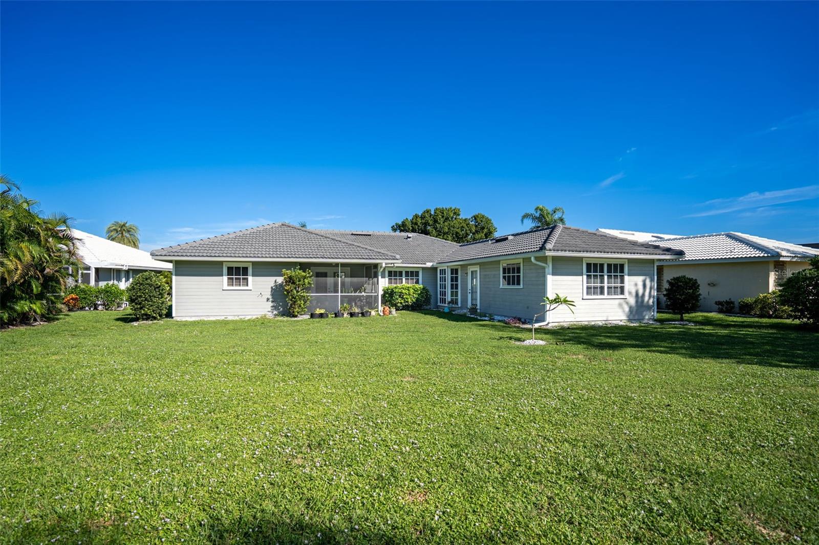 QUAIL LAKE - Residential