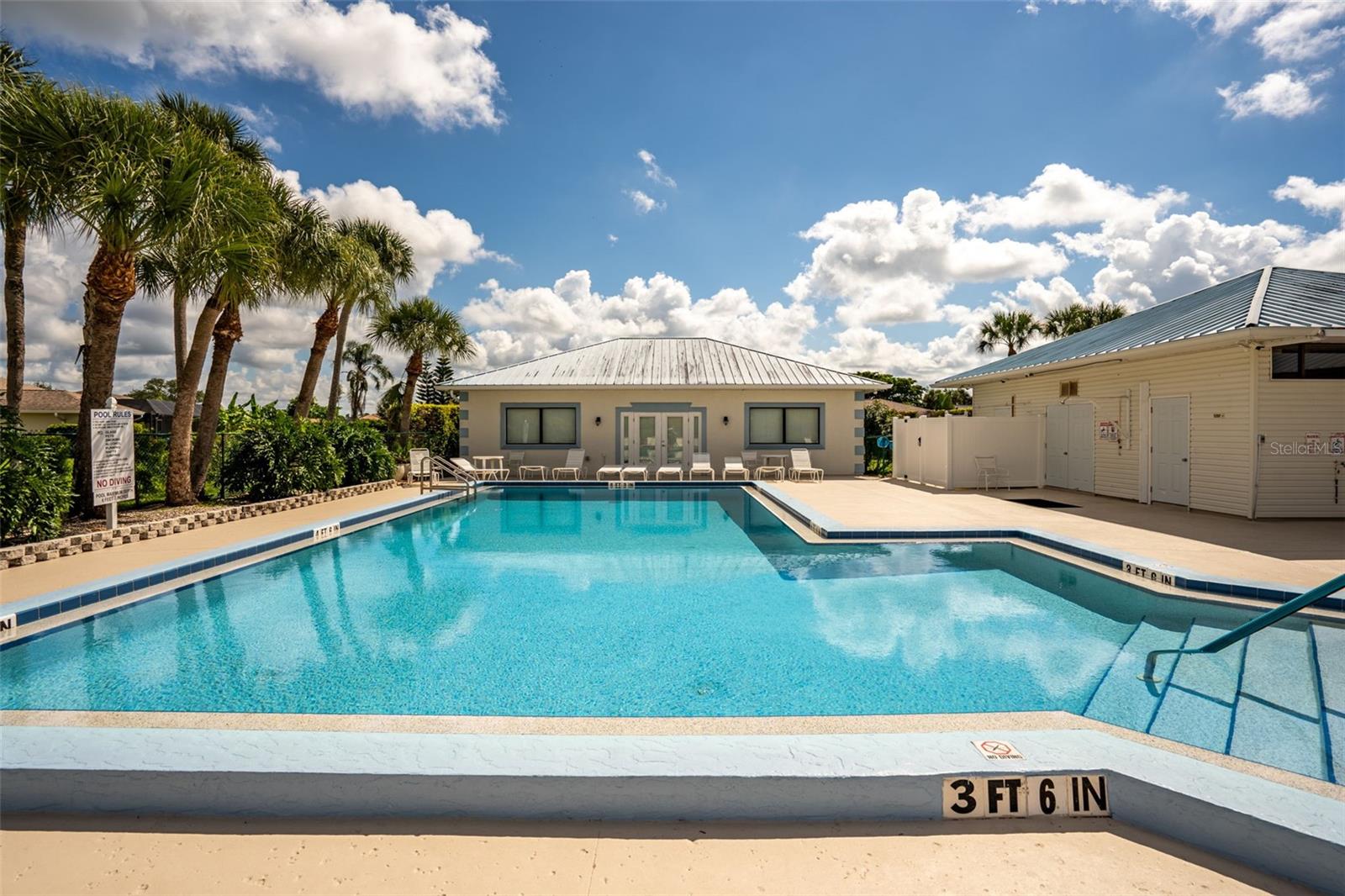 QUAIL LAKE - Residential