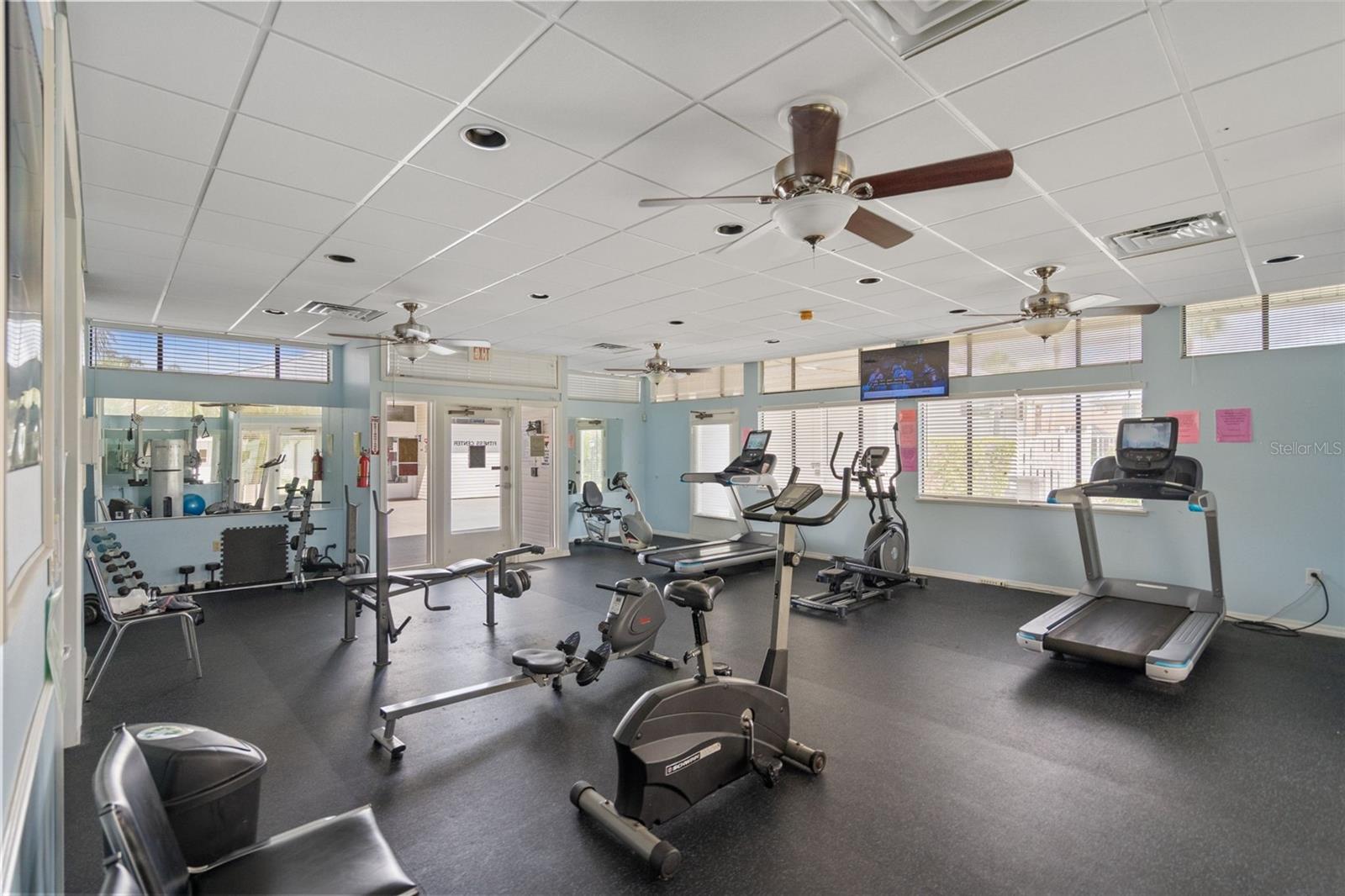 QUAIL LAKE - Residential