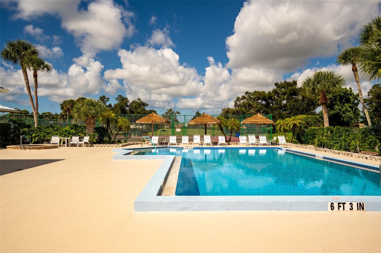 QUAIL LAKE - Residential