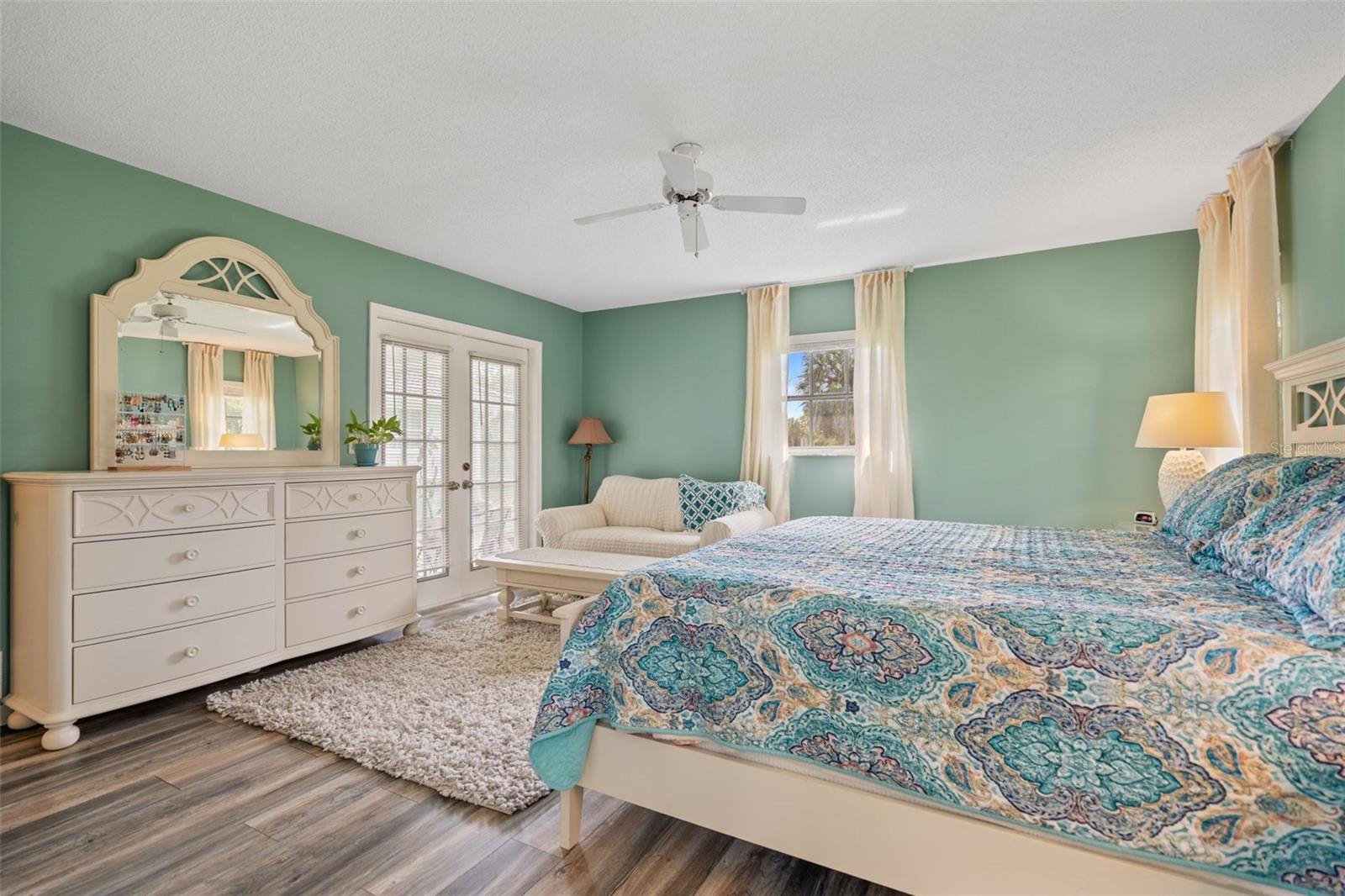 QUAIL LAKE - Residential