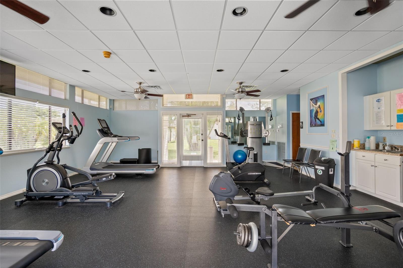 QUAIL LAKE - Residential