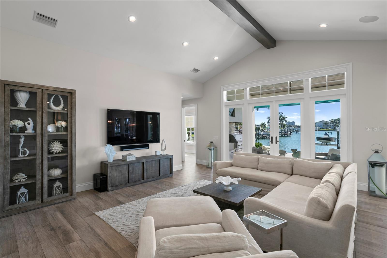 SOUTH CSWY ISLE 4TH ADD - Residential