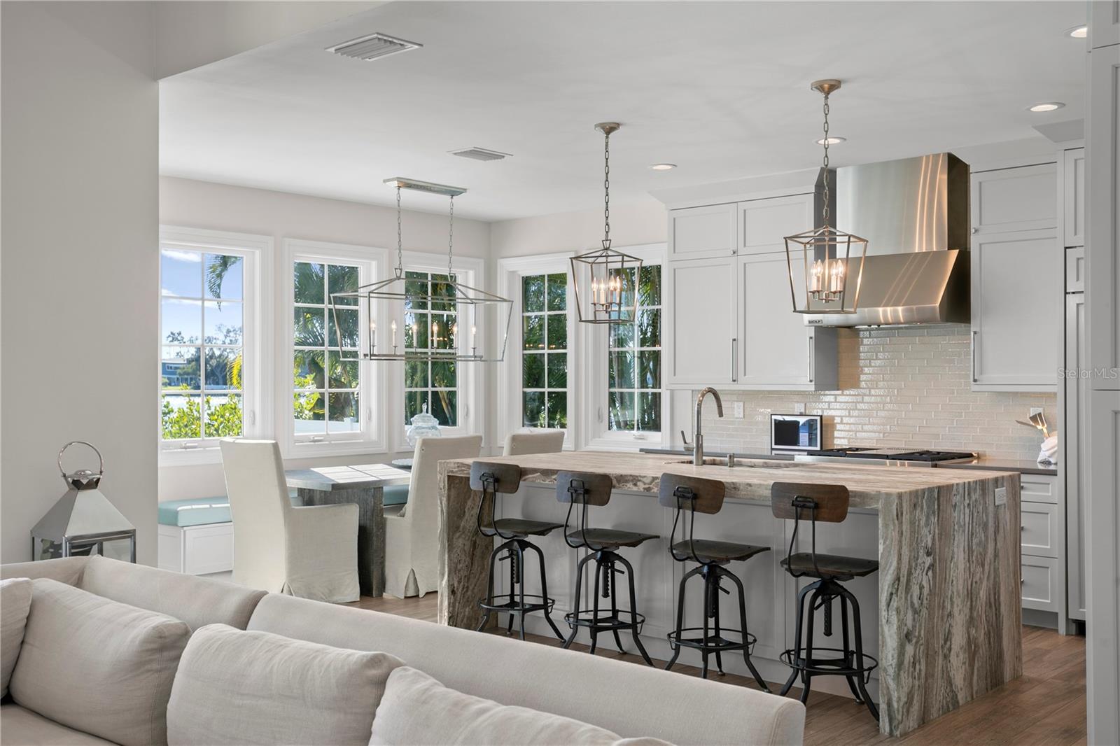 SOUTH CSWY ISLE 4TH ADD - Residential