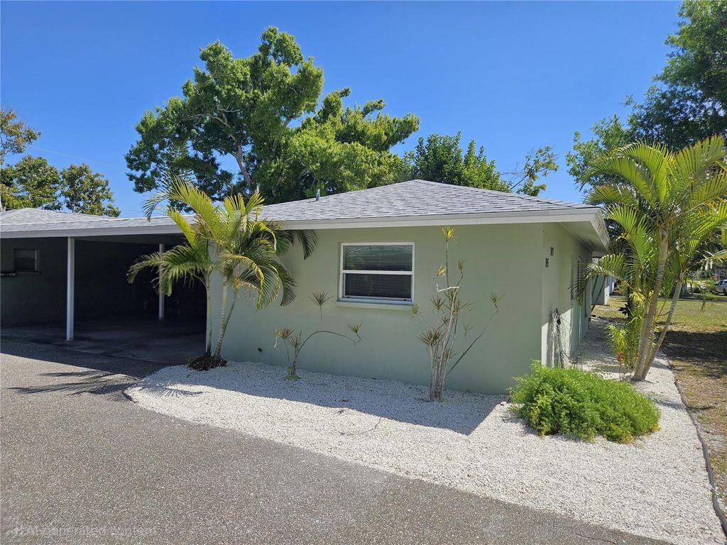 Photo of 105 Base Avenue E, Venice, FL 34285 (MLS # N6143603)