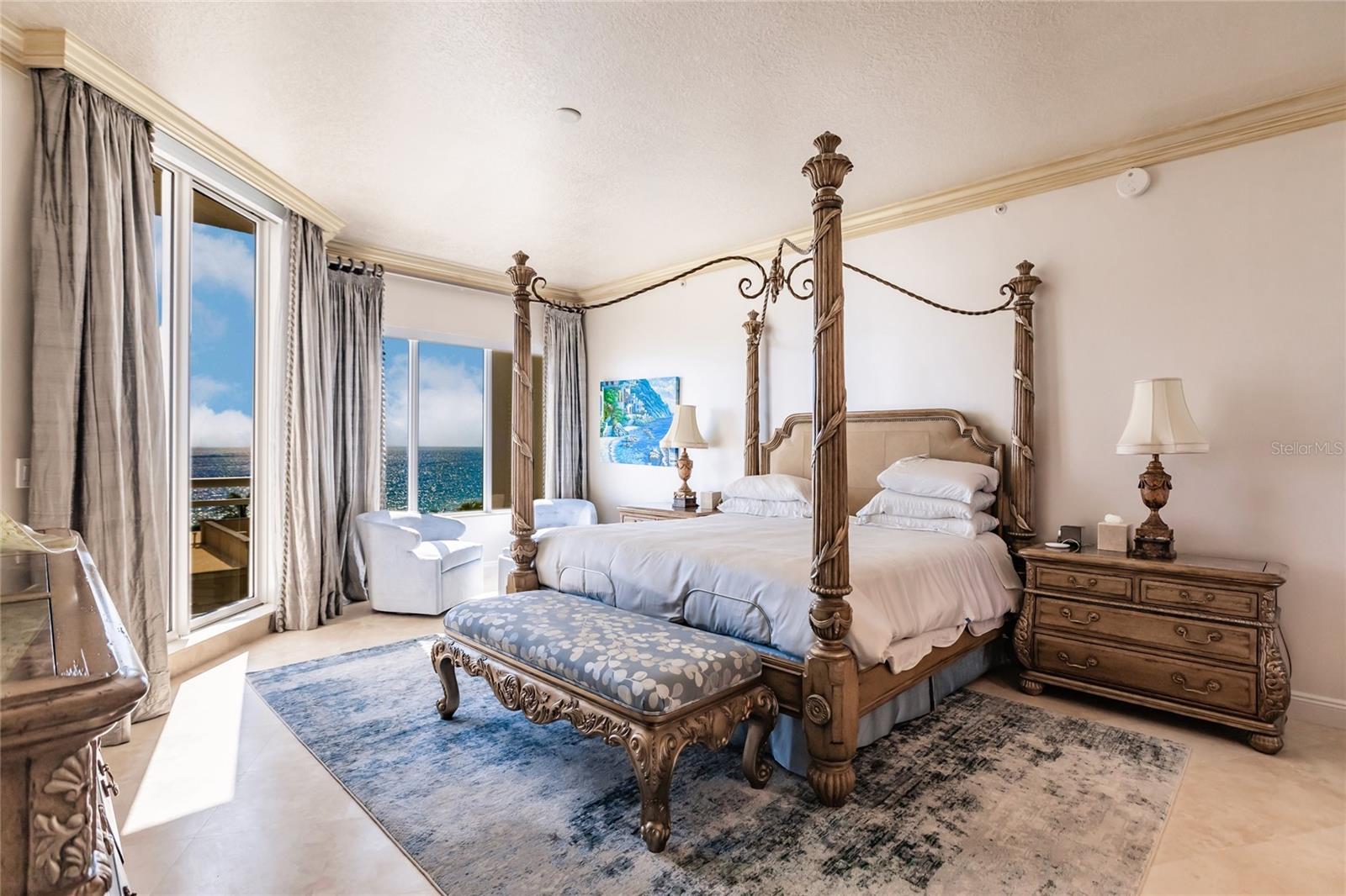 THE BEACH RESIDENCES - Residential