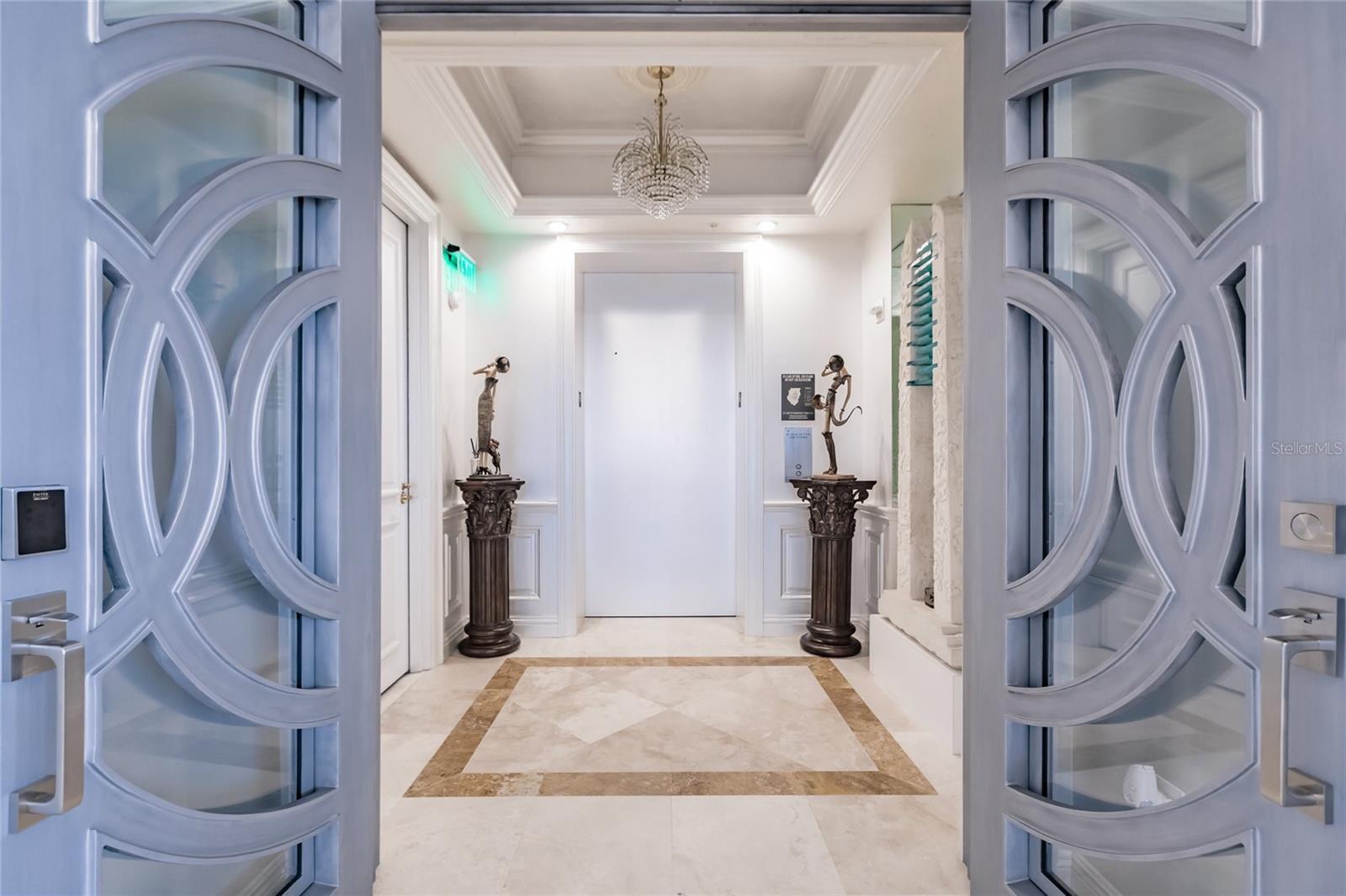 THE BEACH RESIDENCES - Residential