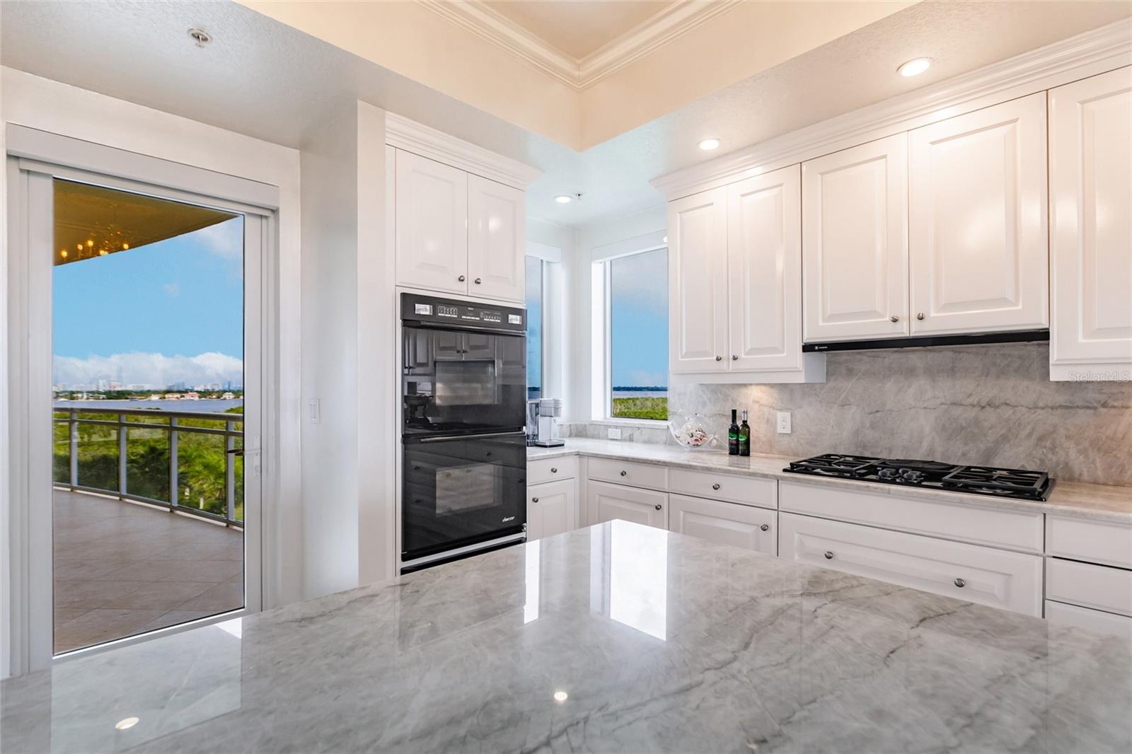 THE BEACH RESIDENCES - Residential