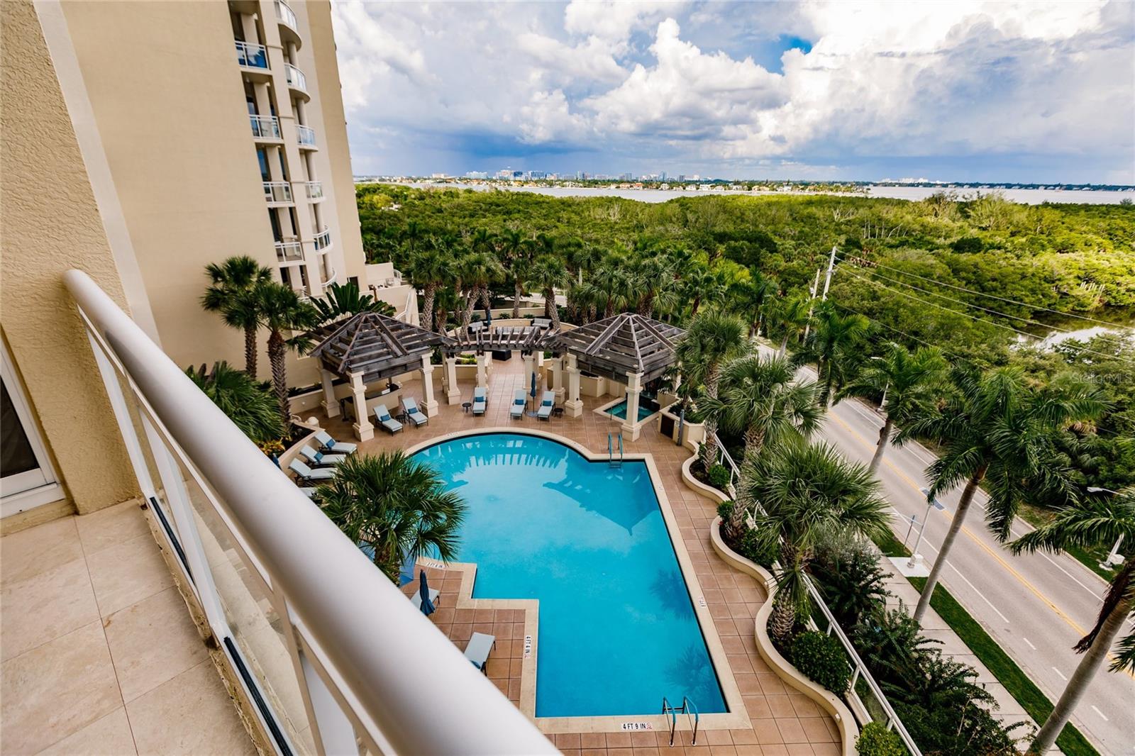 THE BEACH RESIDENCES - Residential