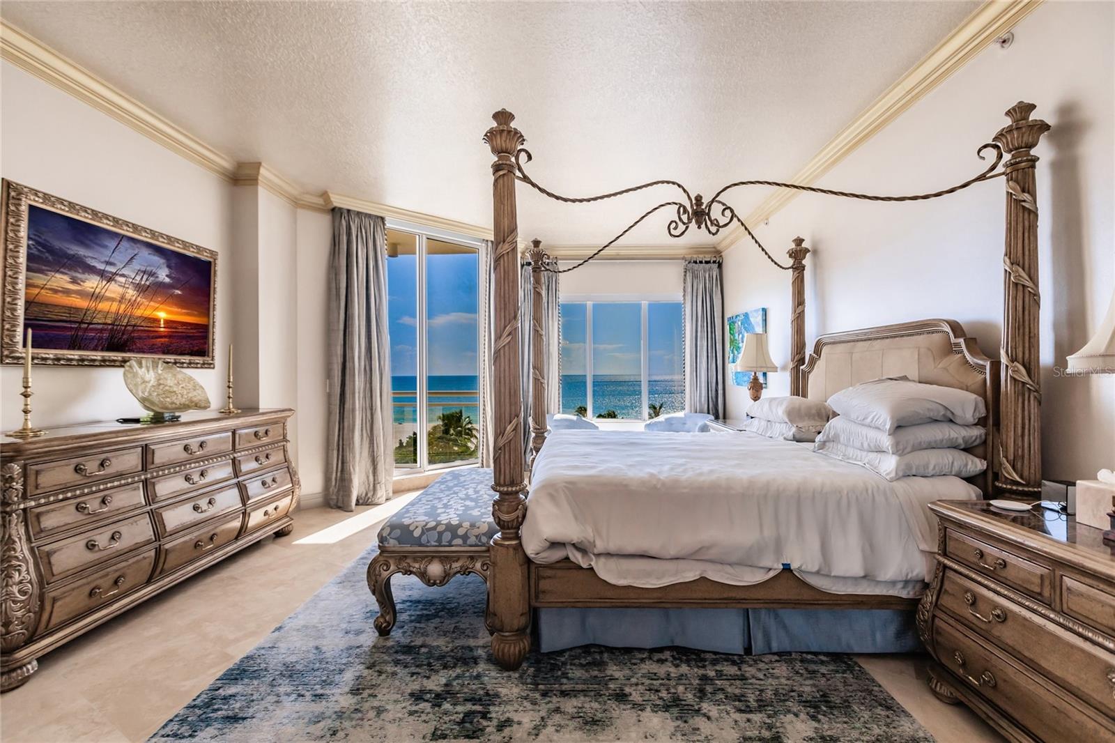 THE BEACH RESIDENCES - Residential