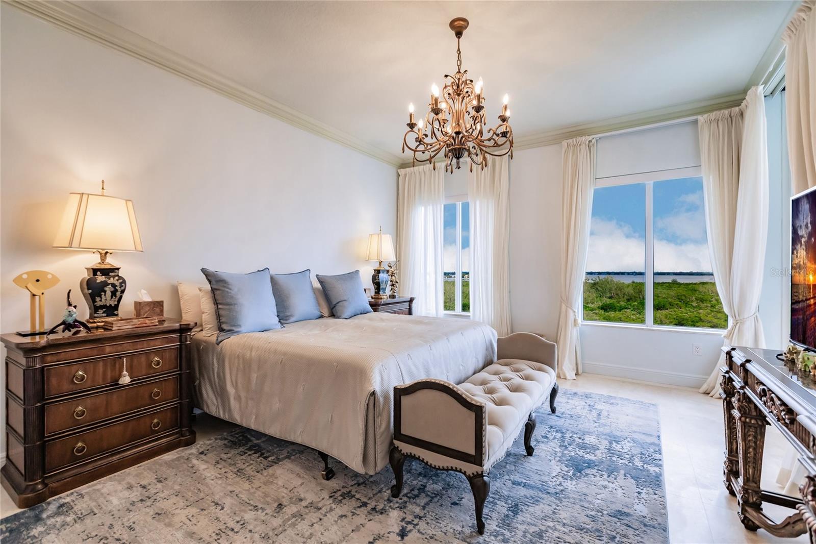 THE BEACH RESIDENCES - Residential