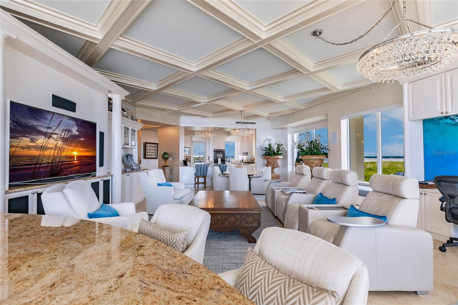 THE BEACH RESIDENCES - Residential