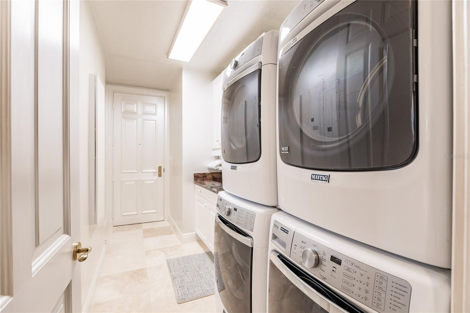 THE BEACH RESIDENCES - Residential