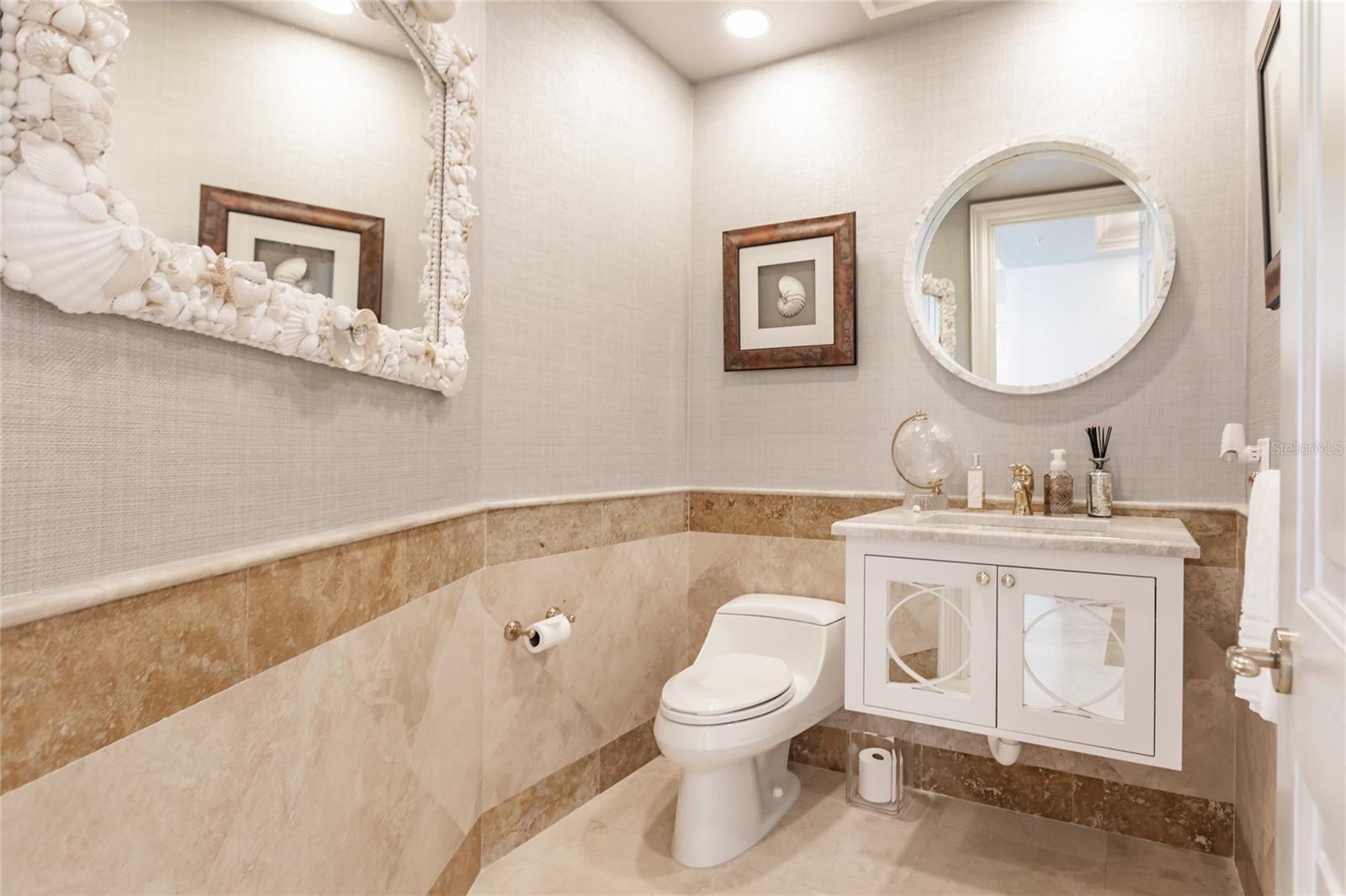 THE BEACH RESIDENCES - Residential