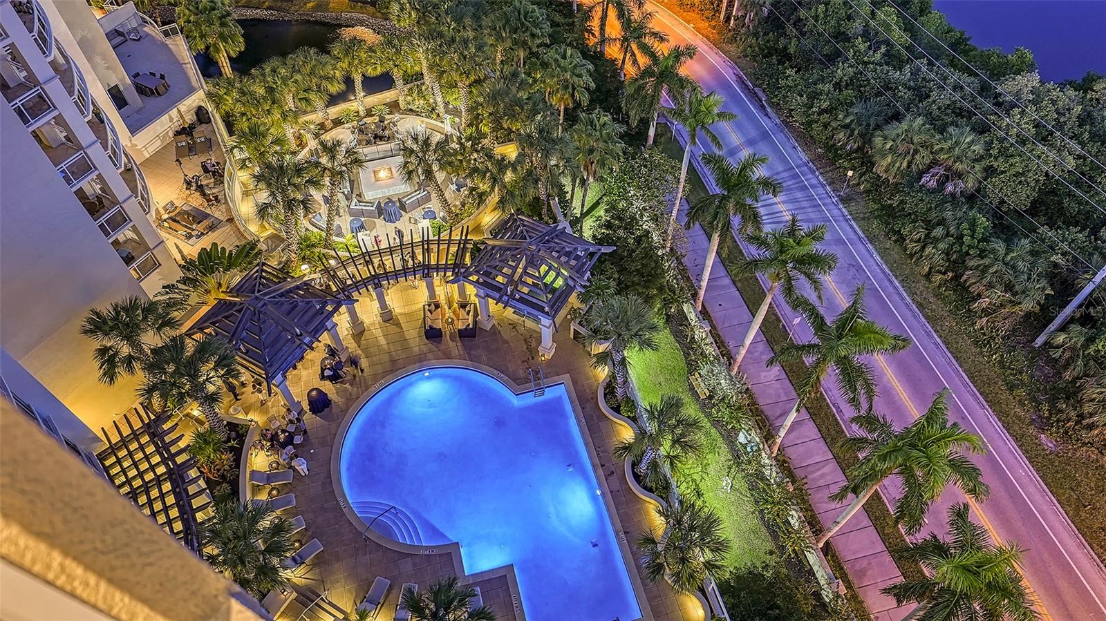 THE BEACH RESIDENCES - Residential