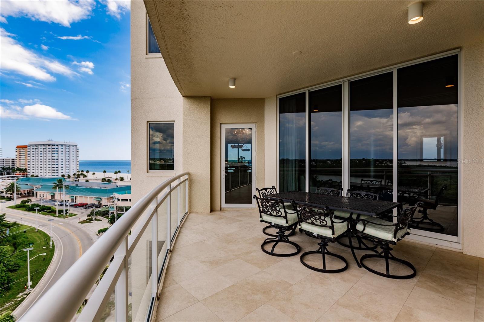 THE BEACH RESIDENCES - Residential