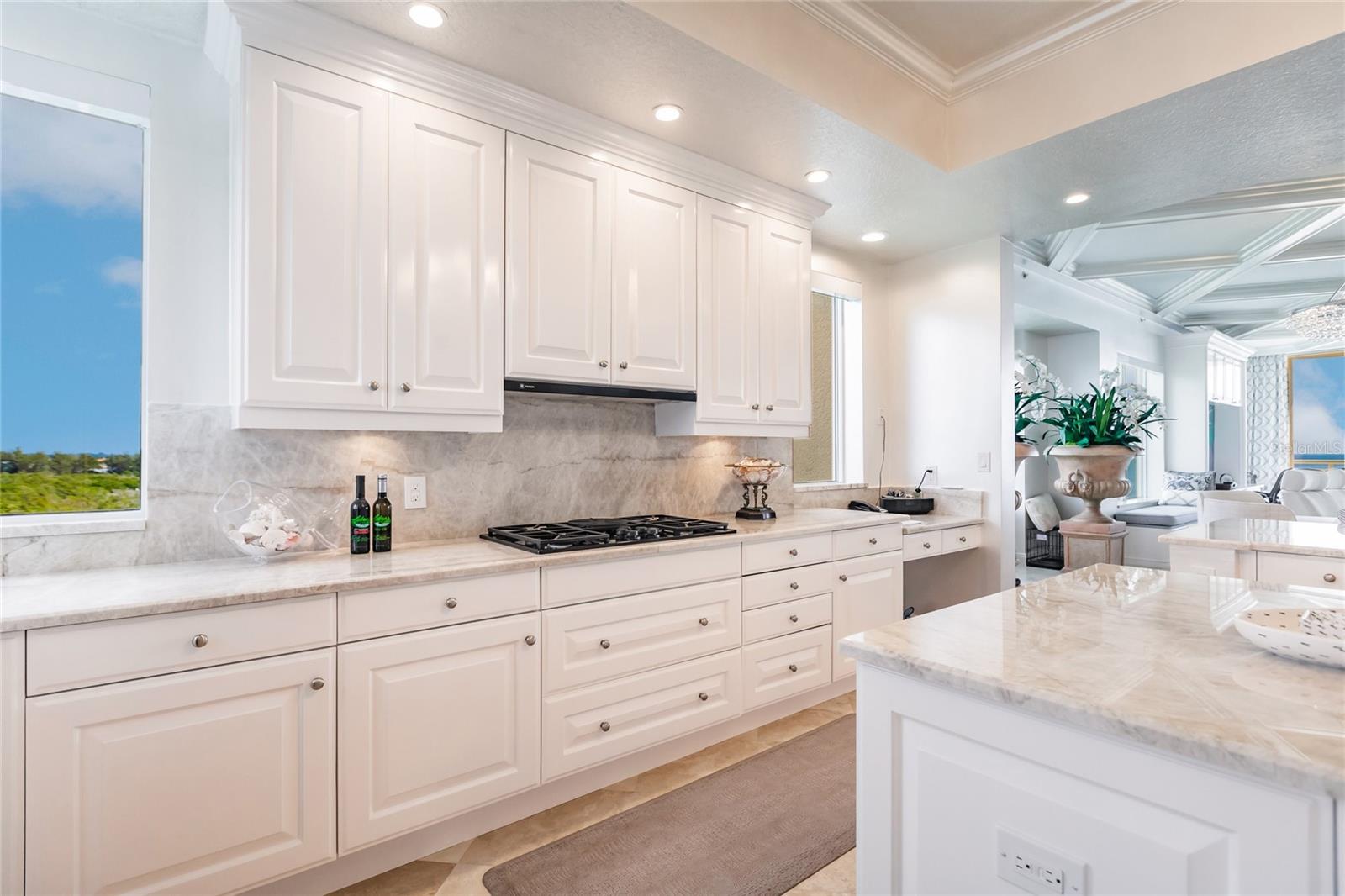 THE BEACH RESIDENCES - Residential