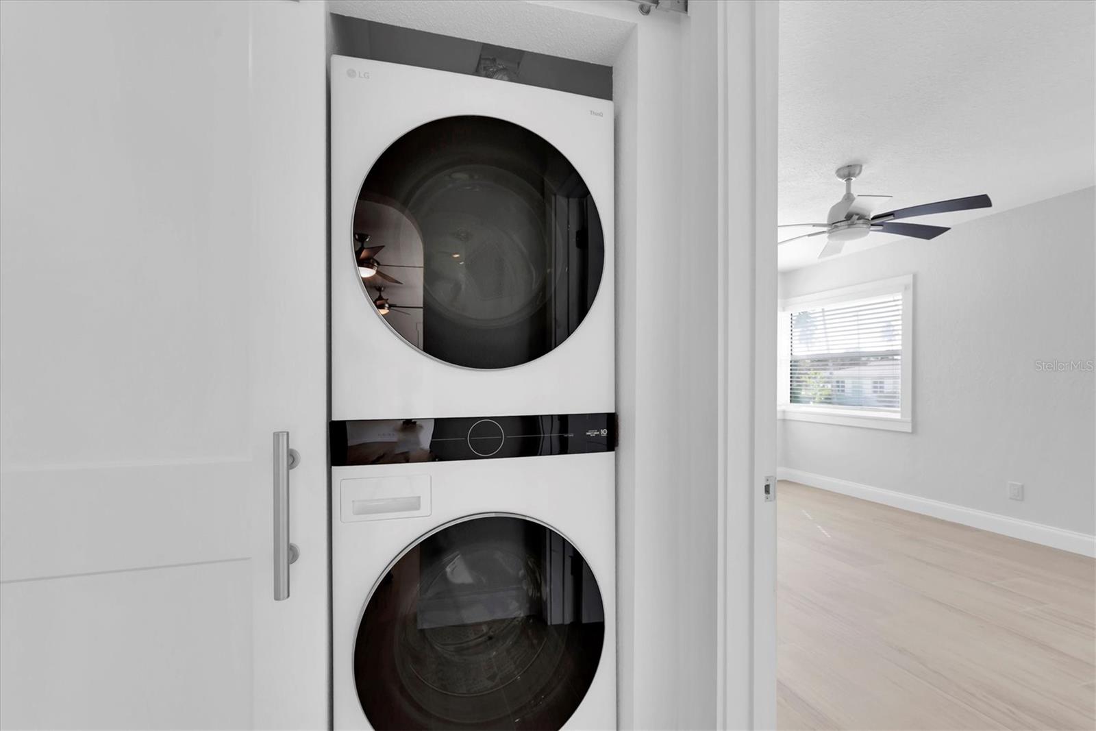 MANDALAY SUB - Residential Lease