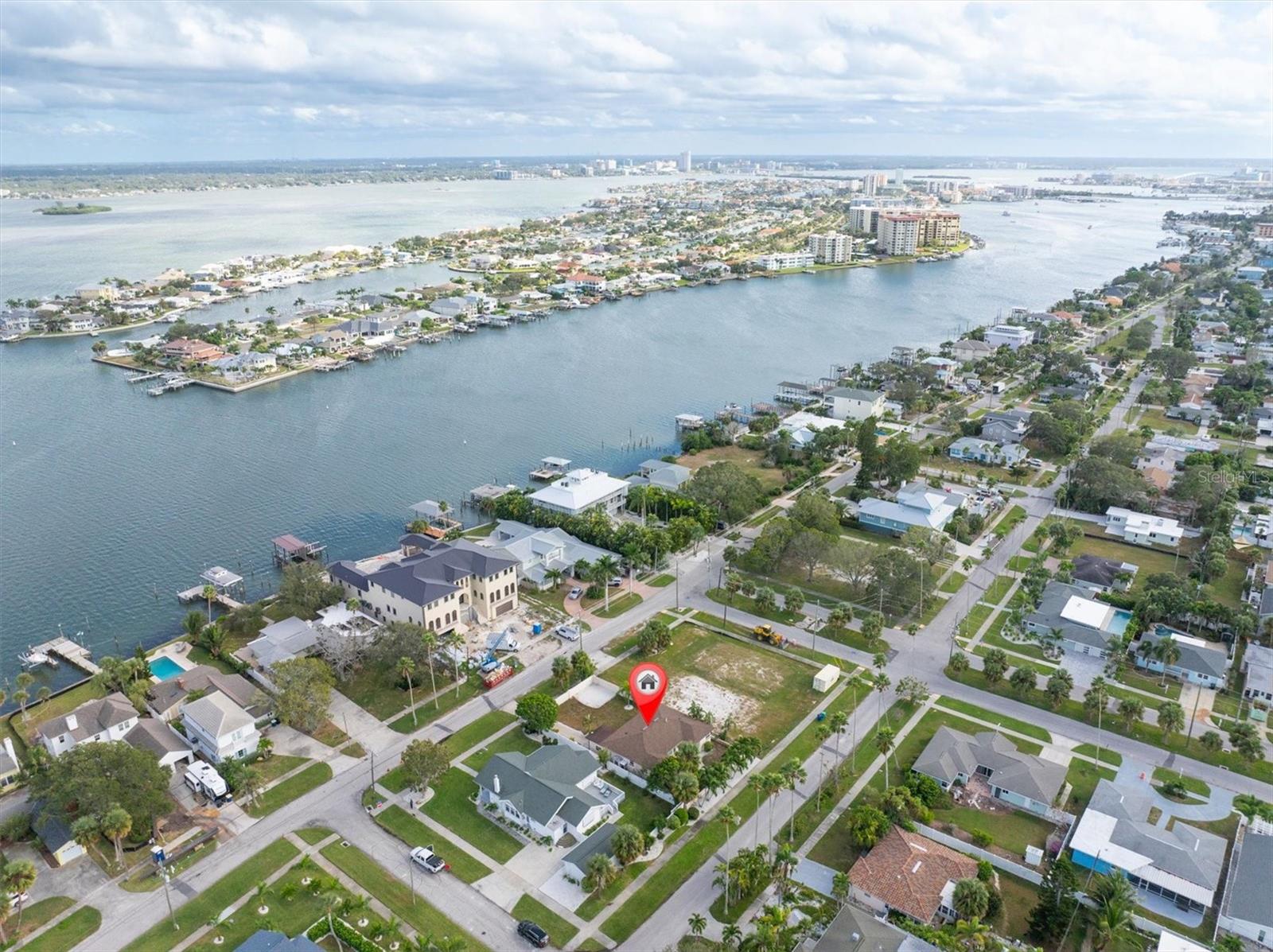 MANDALAY SUB - Residential Lease