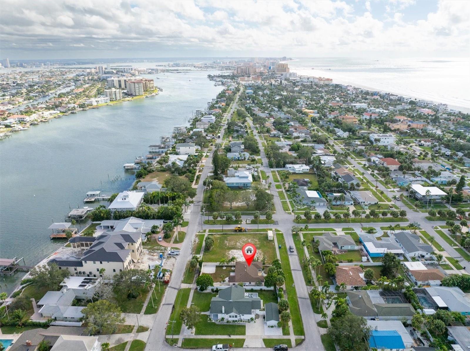 MANDALAY SUB - Residential Lease