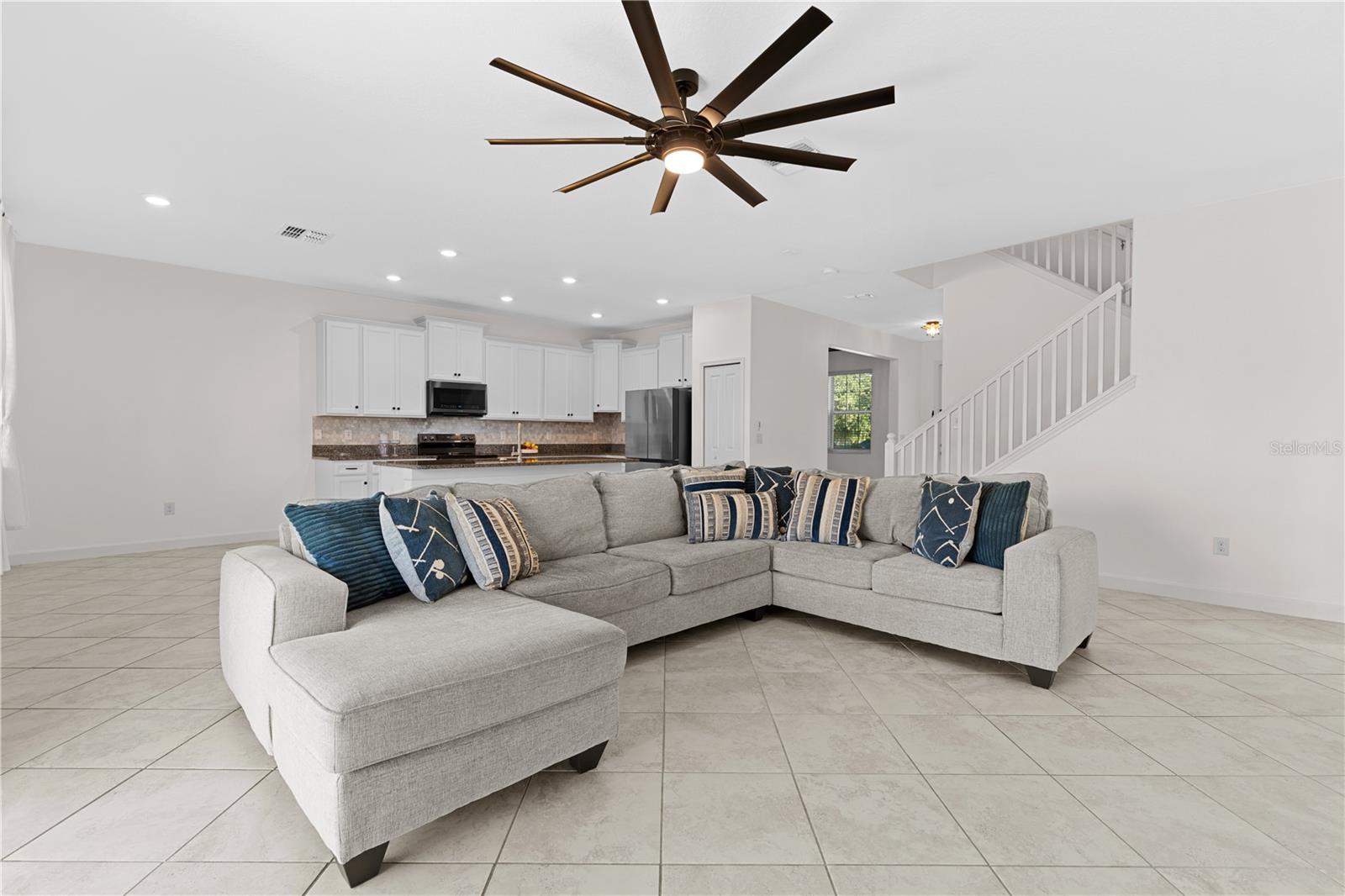 RIVERCREST LAKES - Residential