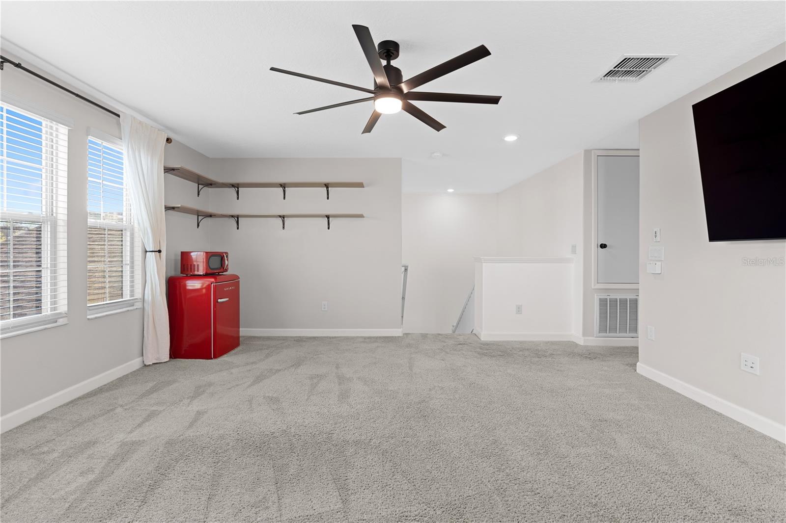 RIVERCREST LAKES - Residential
