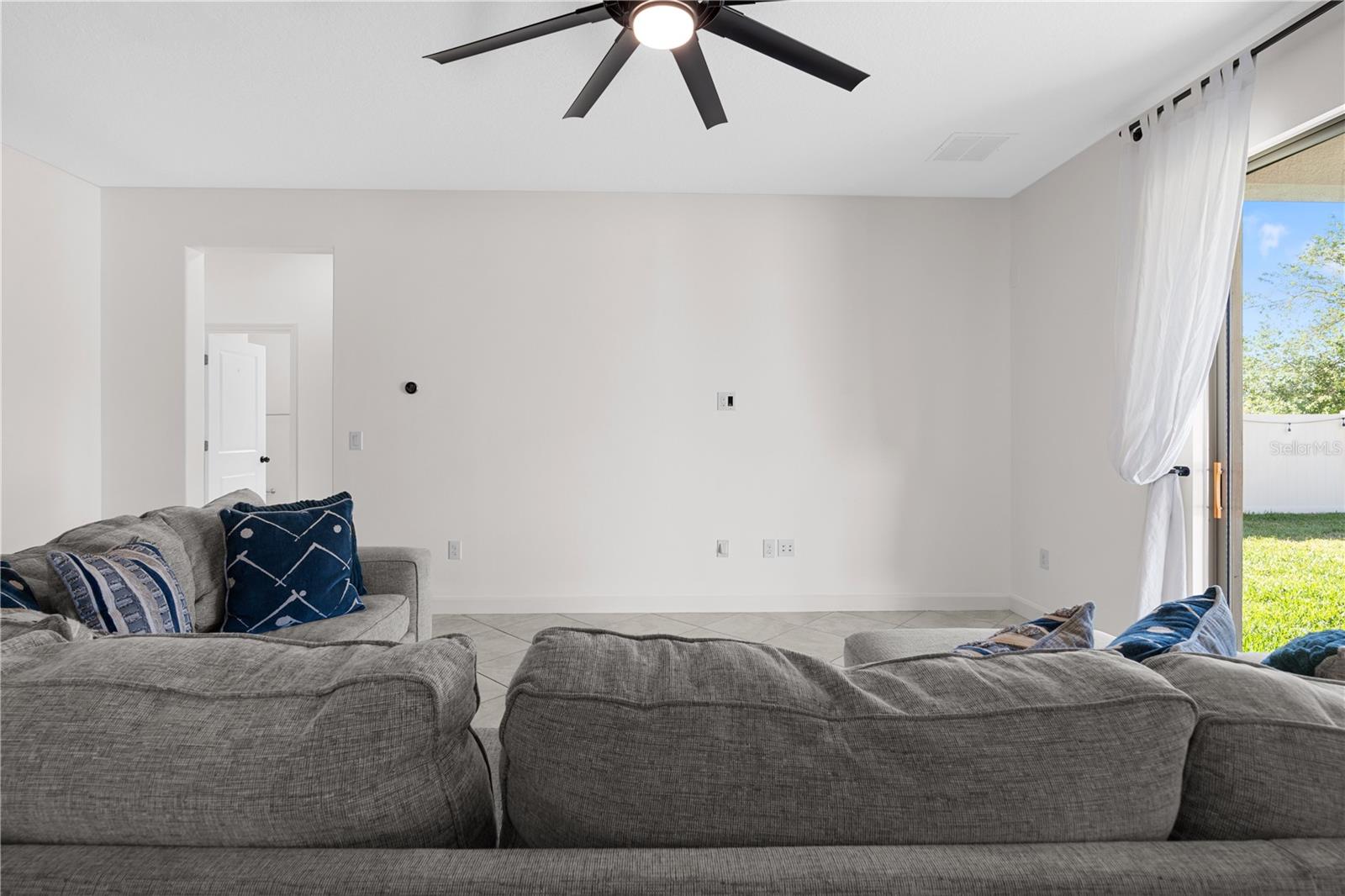 RIVERCREST LAKES - Residential