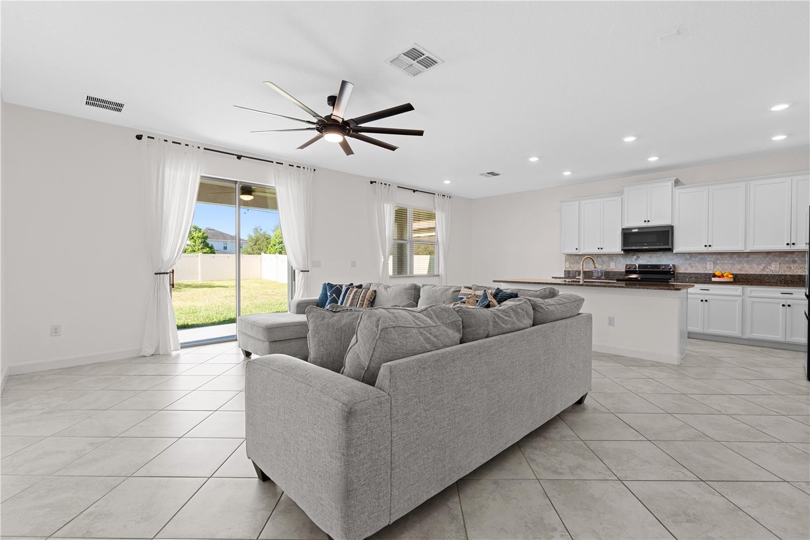 RIVERCREST LAKES - Residential