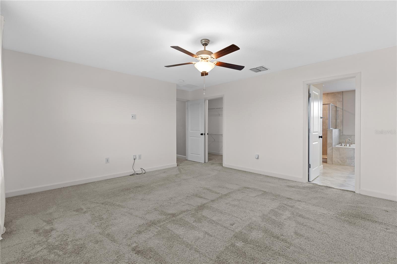 RIVERCREST LAKES - Residential