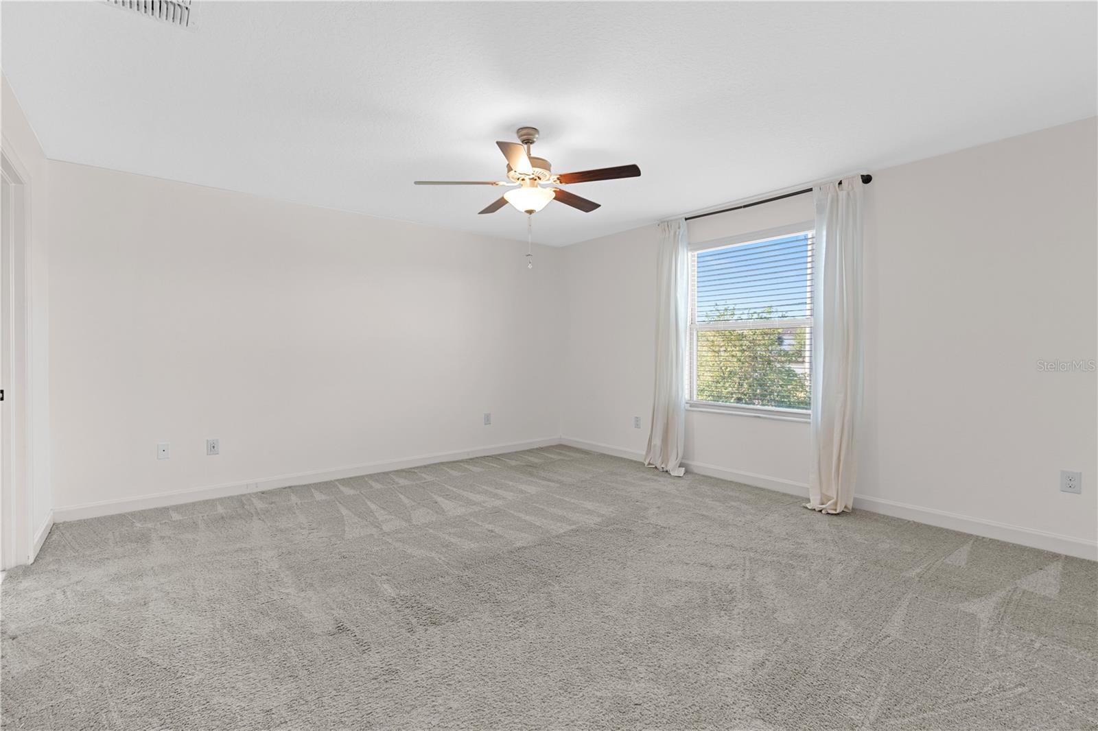 RIVERCREST LAKES - Residential
