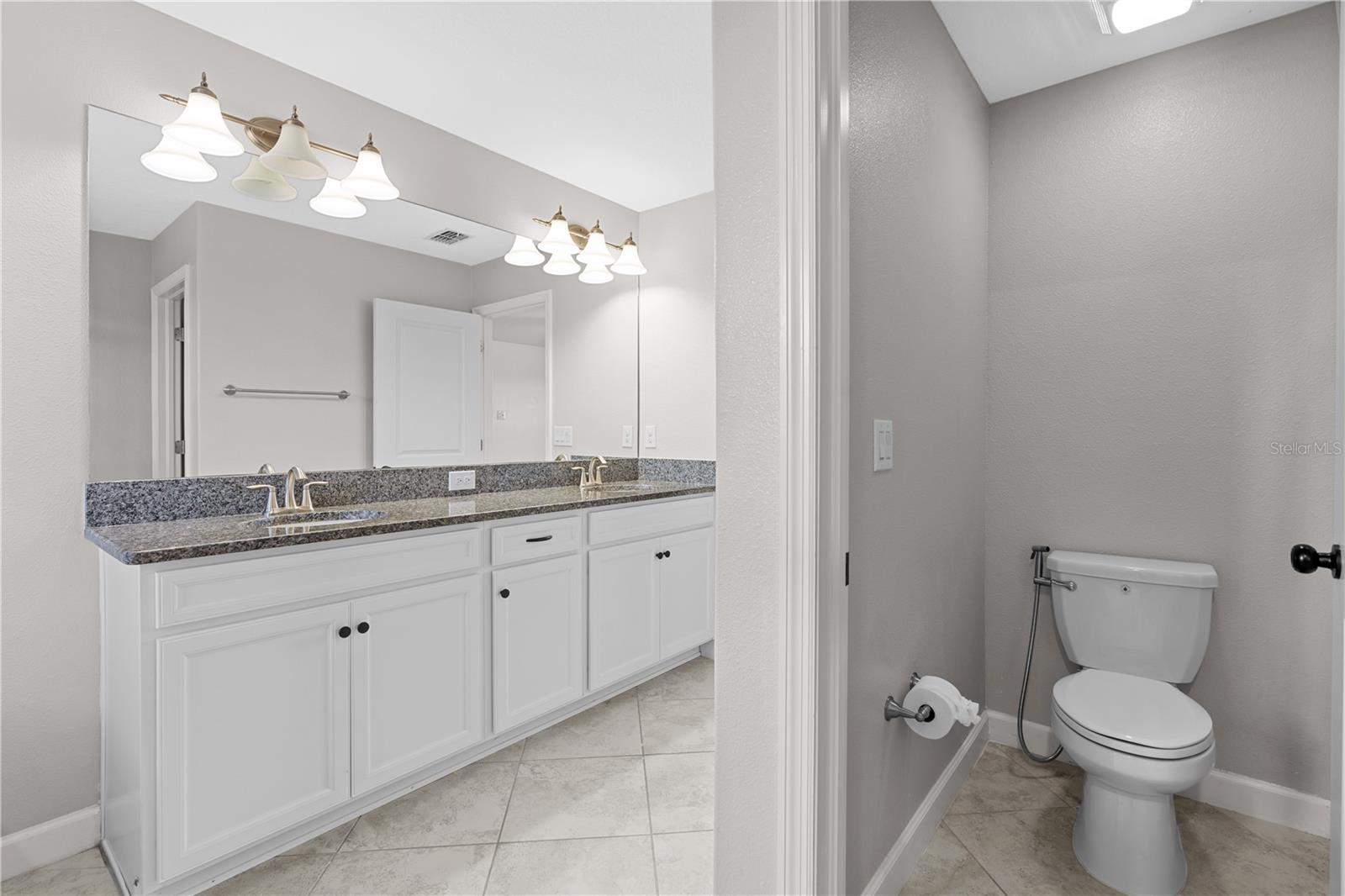 RIVERCREST LAKES - Residential