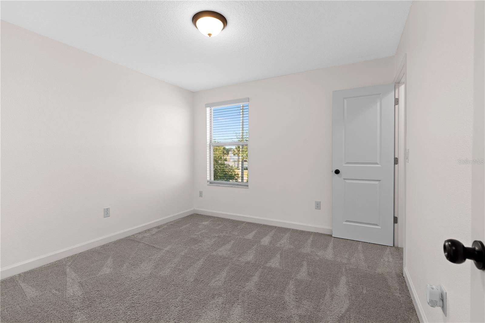RIVERCREST LAKES - Residential