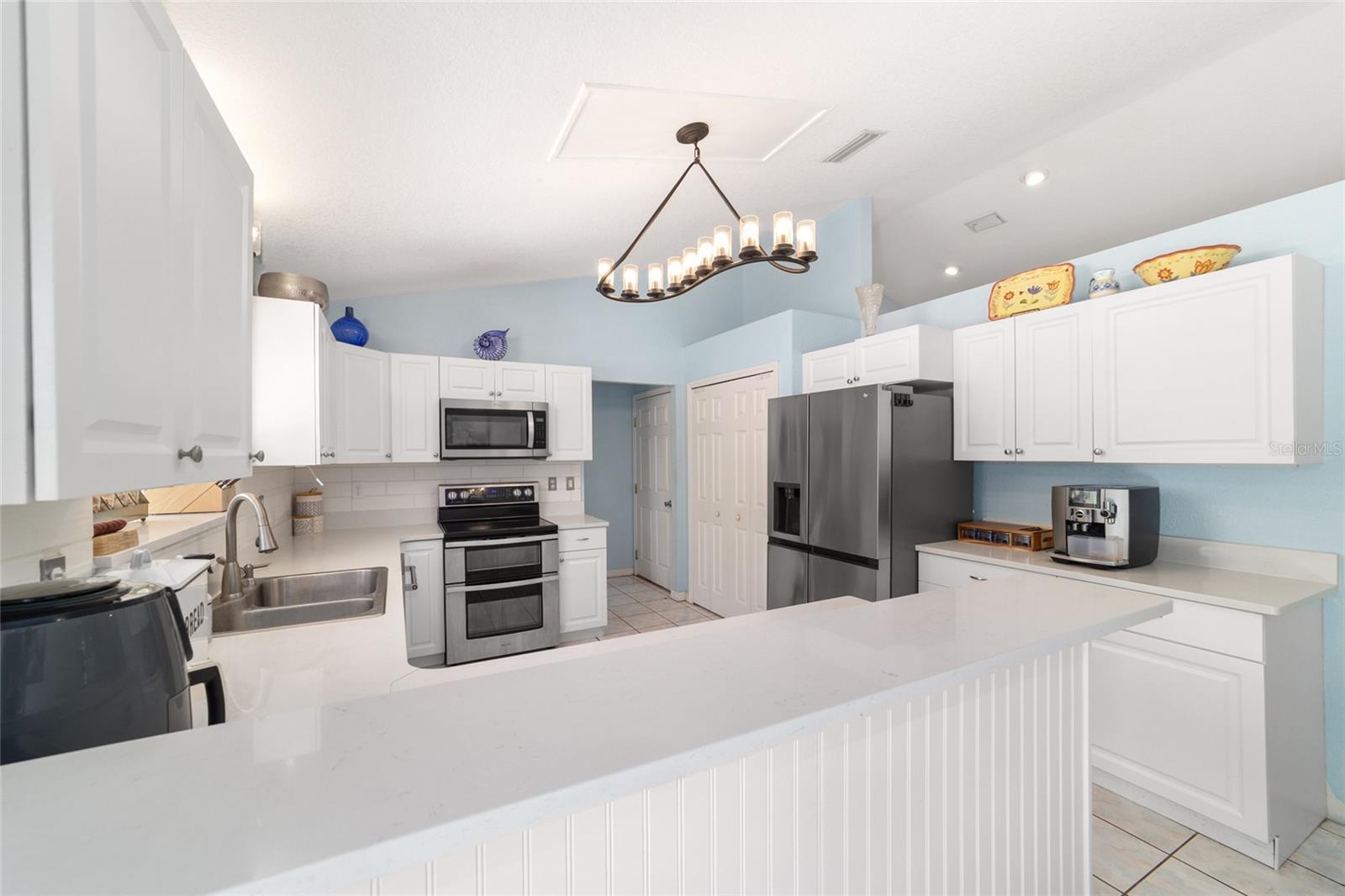 EQUESTRIAN OAKS - Residential