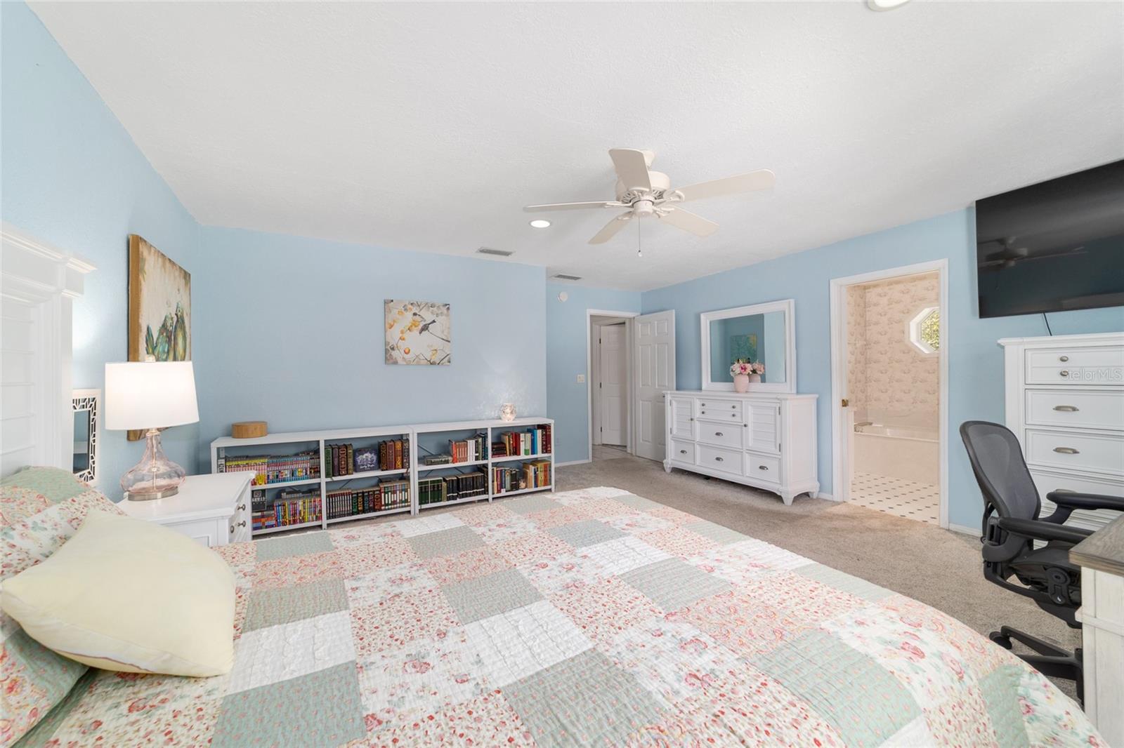 EQUESTRIAN OAKS - Residential