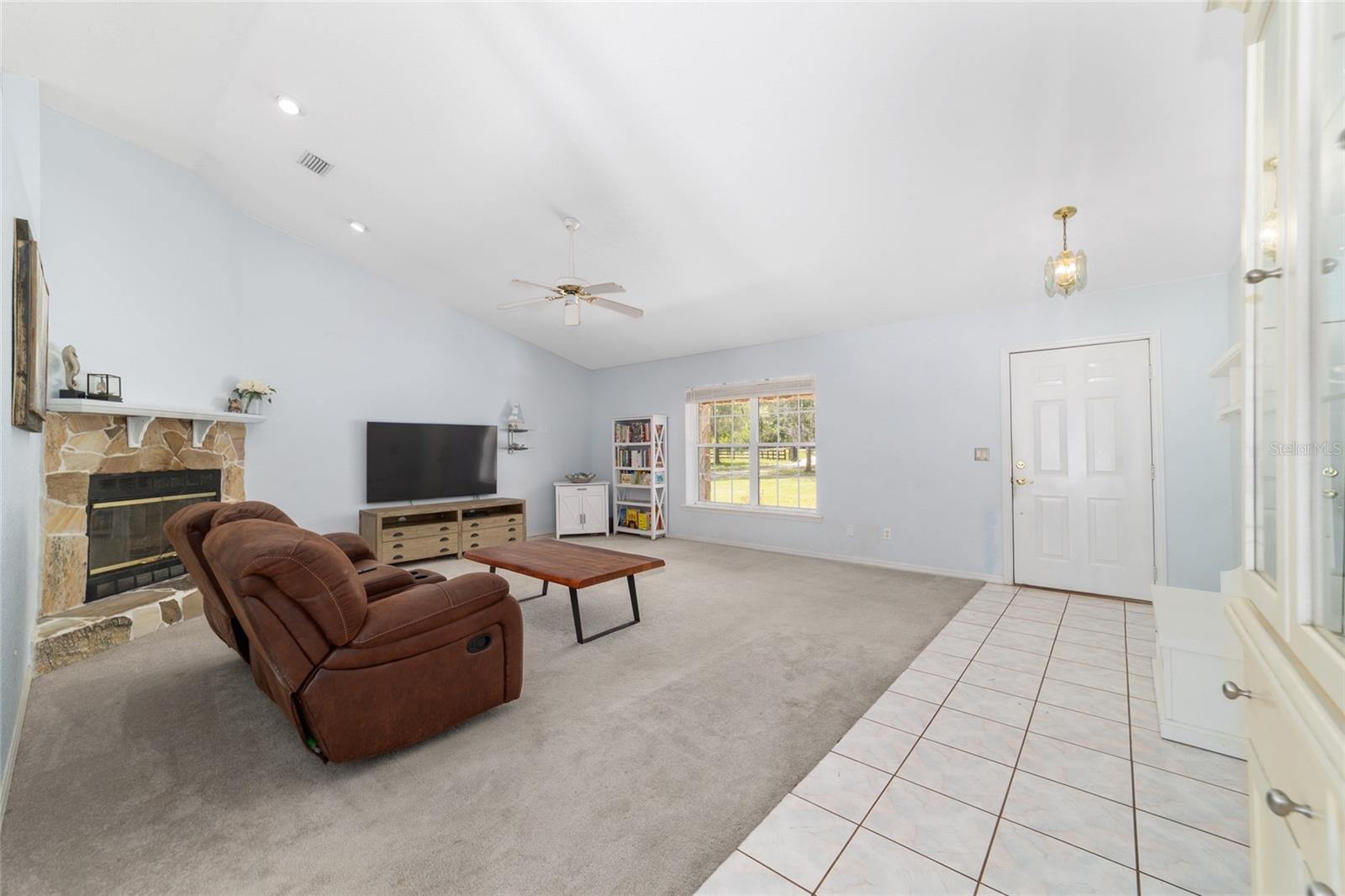 EQUESTRIAN OAKS - Residential