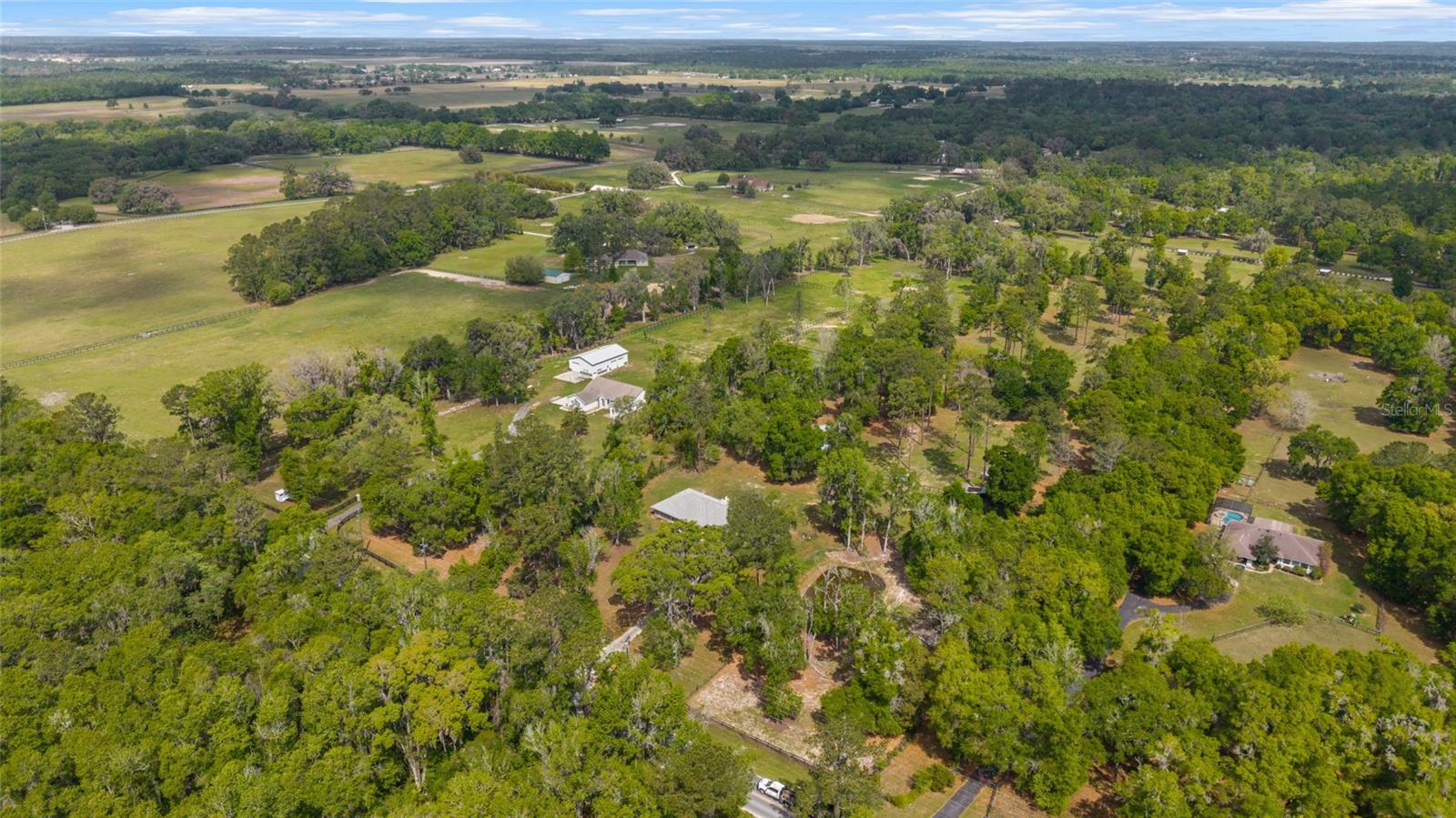 EQUESTRIAN OAKS - Residential