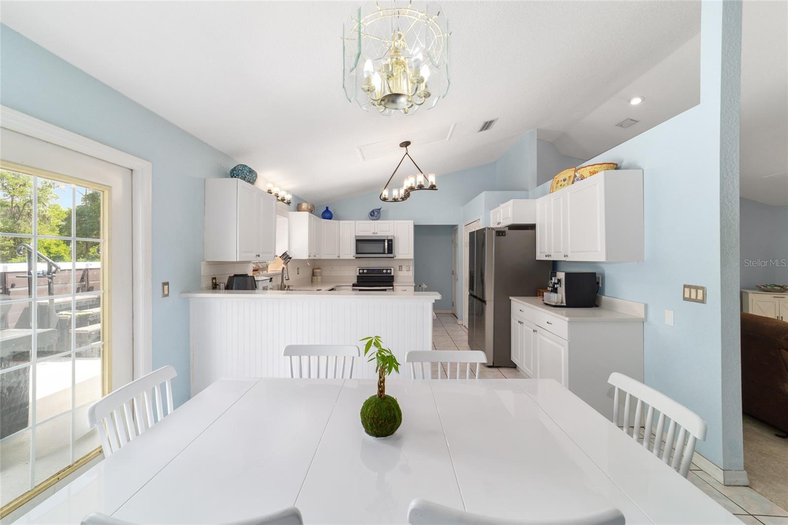 EQUESTRIAN OAKS - Residential